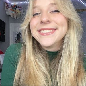 Meet your Posher, Elizabeth